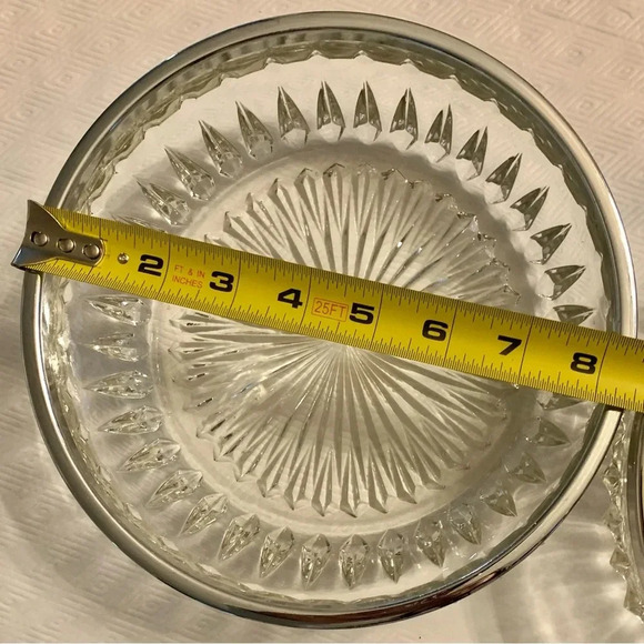 Vintage Hollywood Regency Clear Cut Glass Serving Bowl Silver Trim Party Holiday - Picture 5 of 7